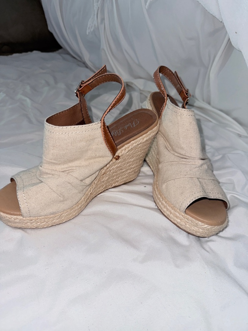 Pink Lily Jafaris Women’s Wedge Sandals SIZE 10